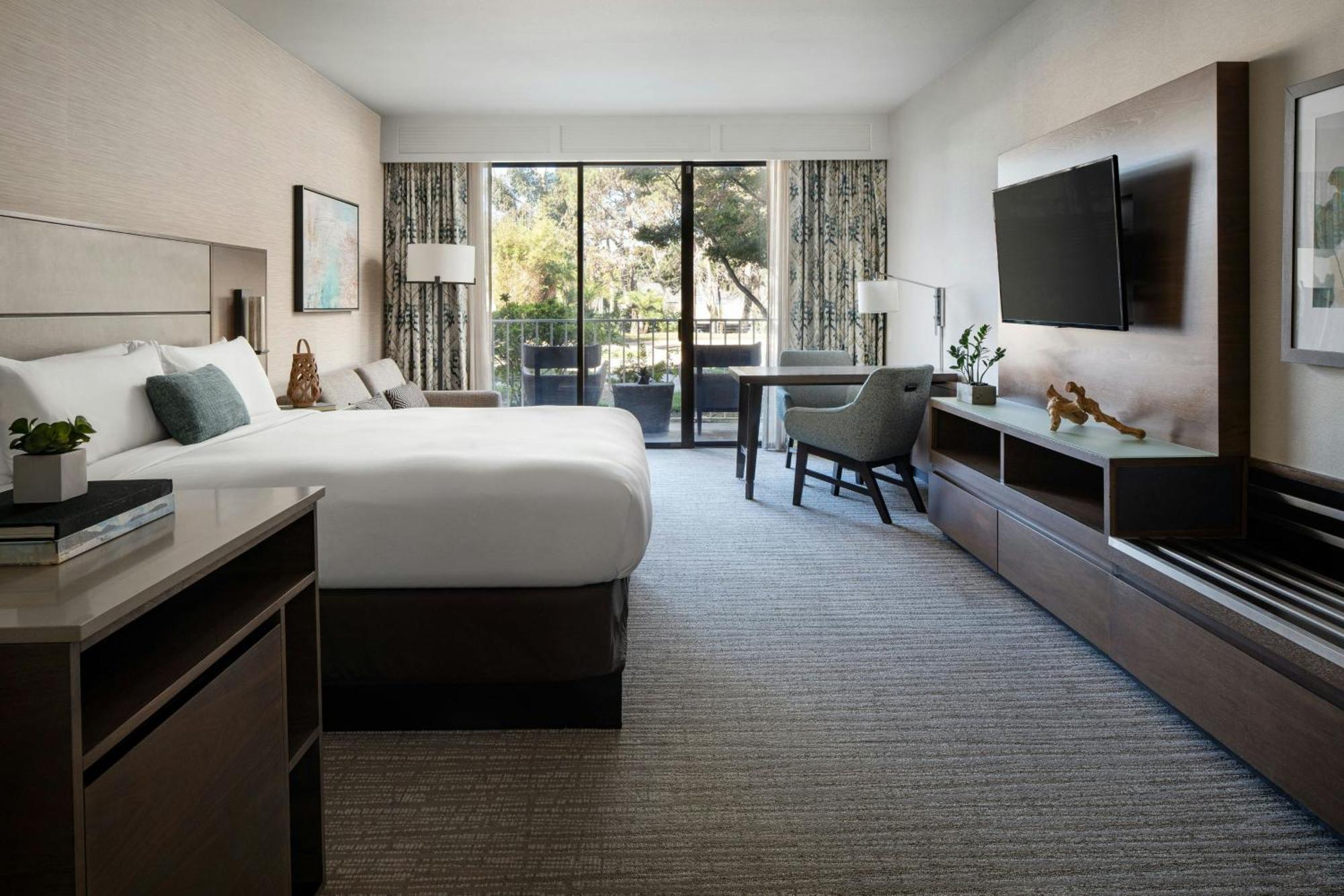 Coronado Island Marriott & 4*